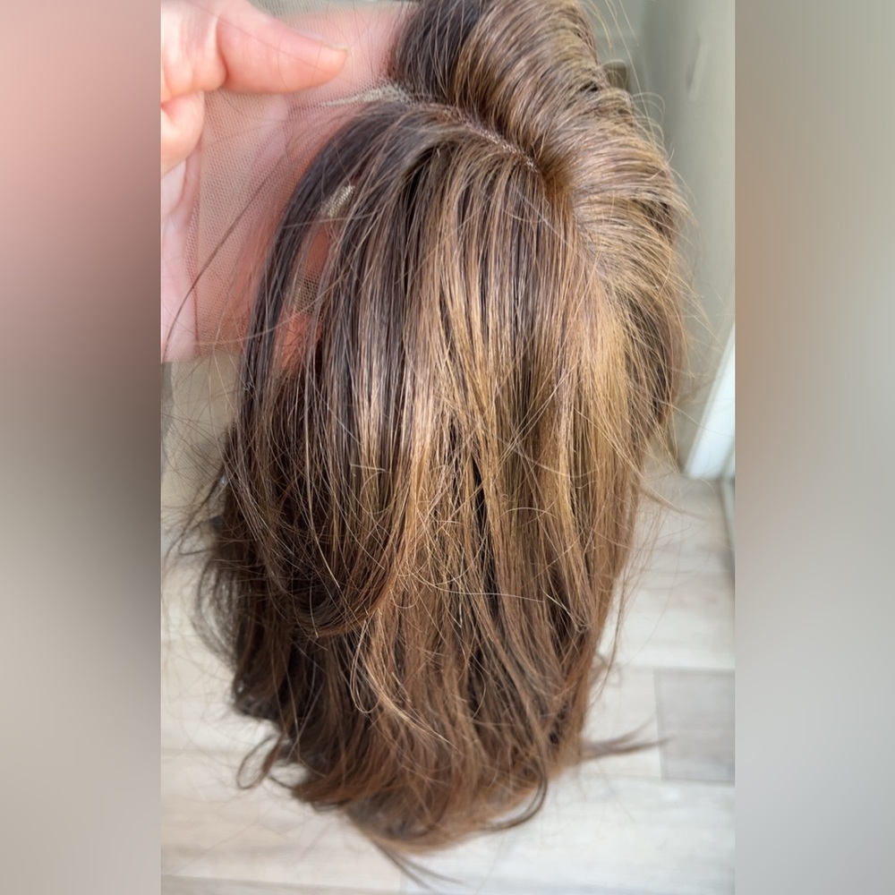 Long brown wig - Picture 5 of 5